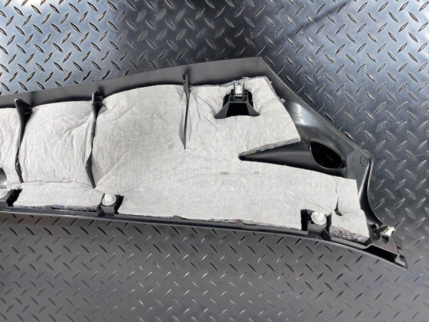 14-21 BMW 2 SERIES ACTIVE TOURER F45 PASSENGER SIDE REAR C PILLAR COVER 7388703