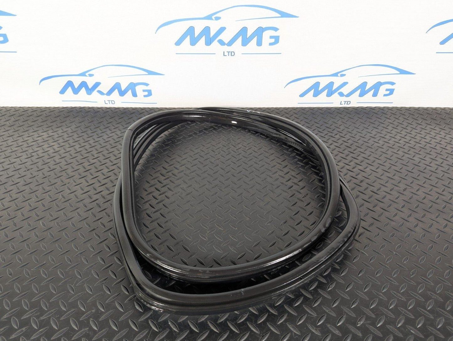 14-21 BMW 2 SERIES 218d GRAN TOURER F46 REAR DOOR RUBBER SEAL FITS LEFT & RIGHT