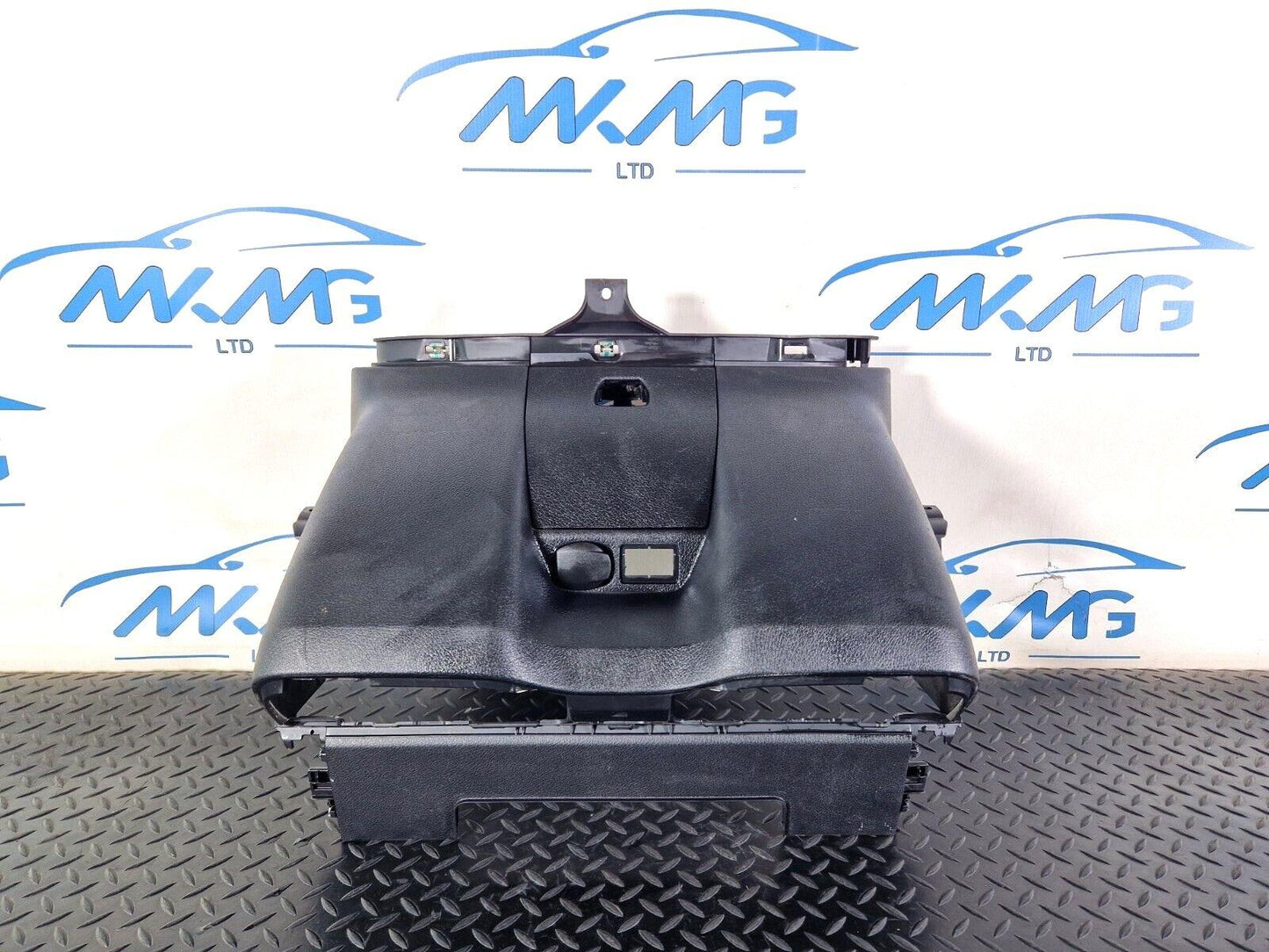 MERCEDES BENZ SPRINTER W907 W910 DASHBOARD CENTER TRIM PANEL A9106892100