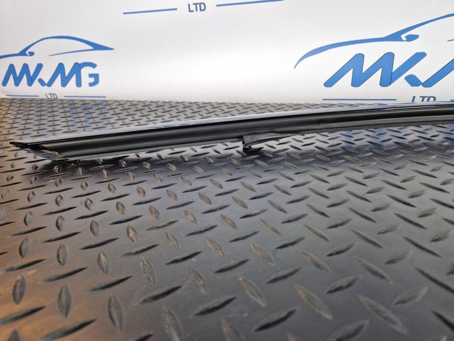 12-18 BMW 4 SERIES F36 LCI M-SPORT LEFT N/S WINDOW FINISHER TRIM BLACK 7332537