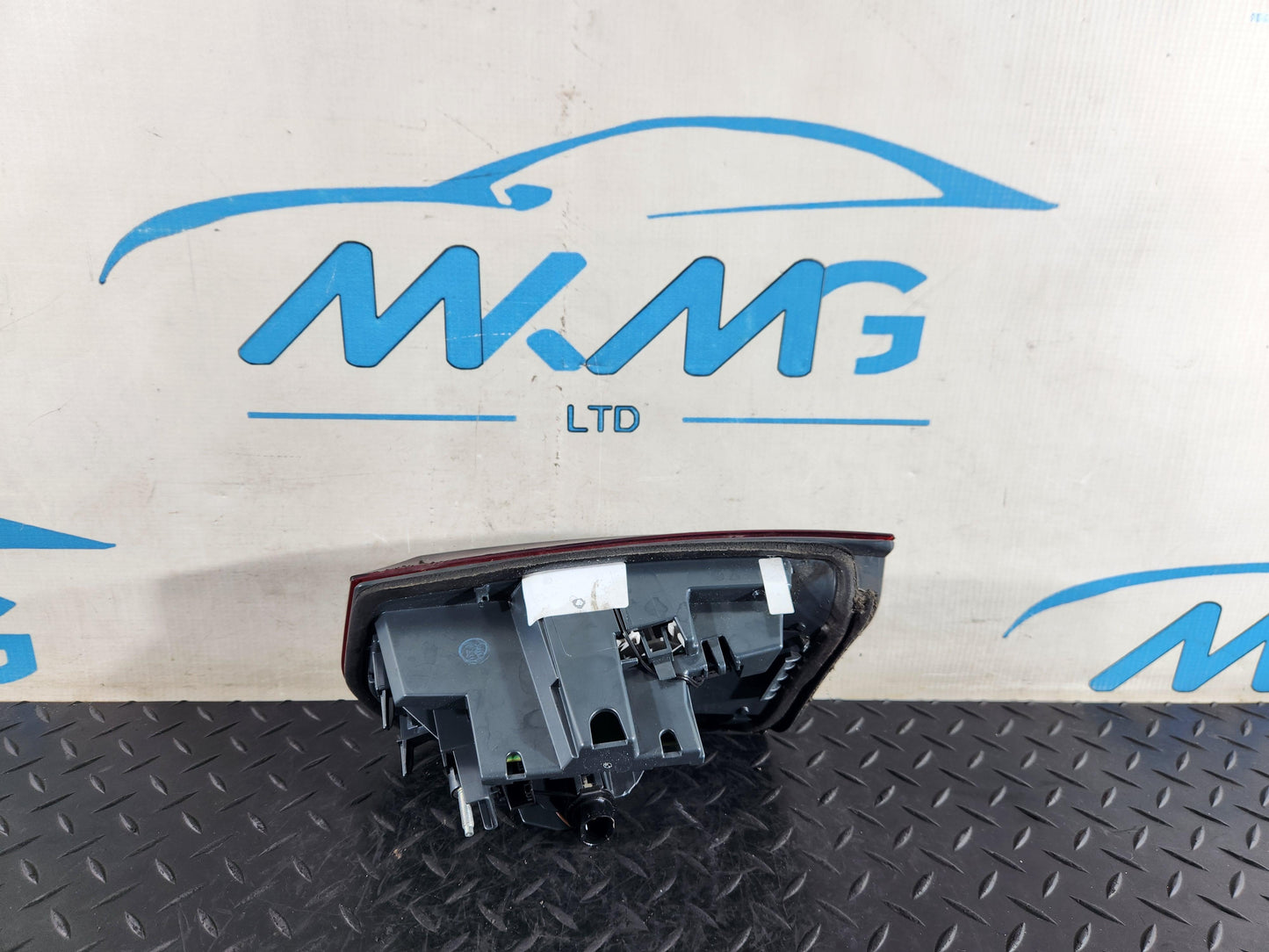 BMW 118i F40 Hatchback Genuine Left Side Rear Inner Tail Light H7736911905