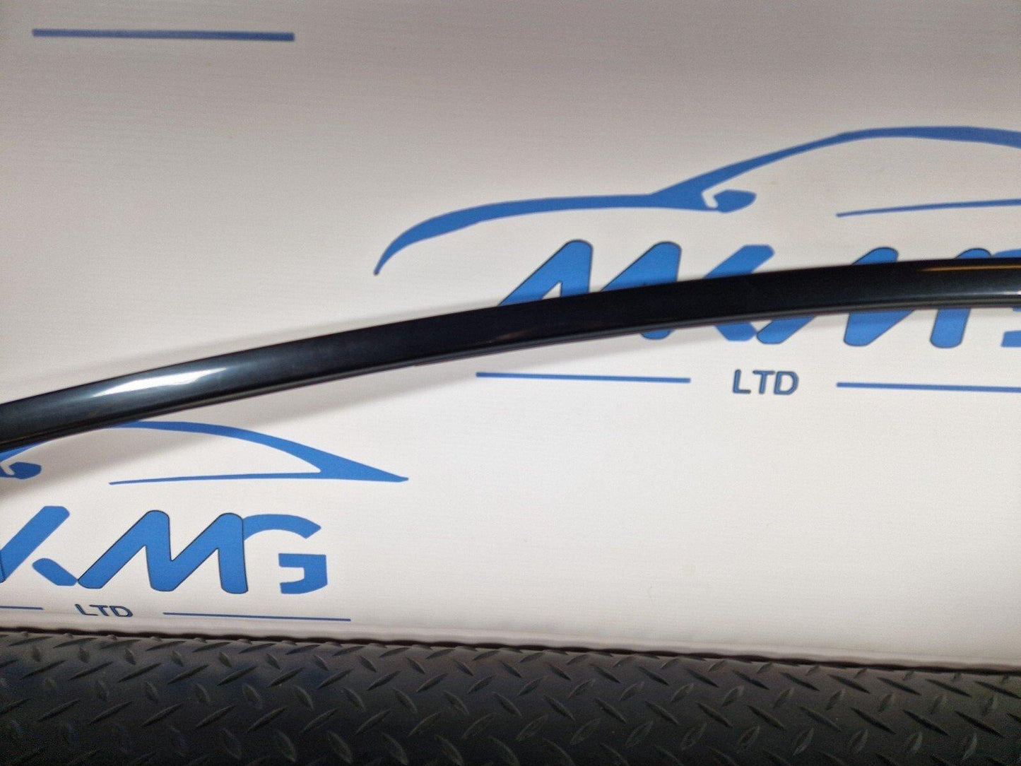 12-18 BMW 4 SERIES F36 LCI M-SPORT RIGHT DRIVER O/S WINDOW FINISHER TRIM 7332538