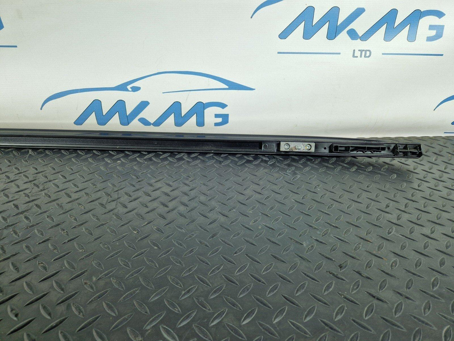 16-22 BMW X1 F48 GENUINE DRIVER RIGHT SIDE ROOF RAIL 7410466