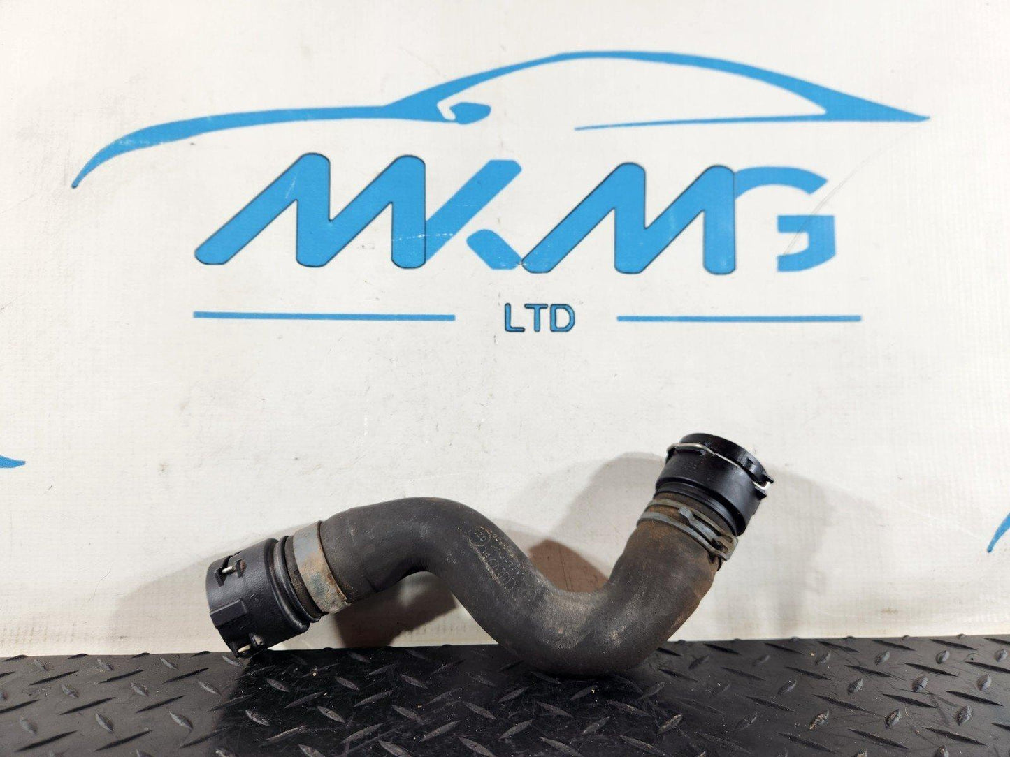 16-19 AUDI A4 B9 GENUINE COOLANT HOSE PIPE 3B0122291C 8W0121101J
