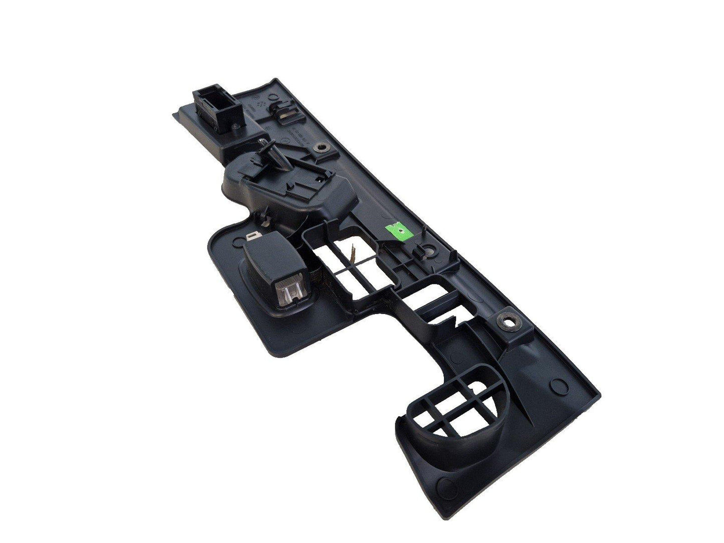 MERCEDES A B C E CLASS DASHBOARD UNDER PANEL OBD PLUG A2025402373