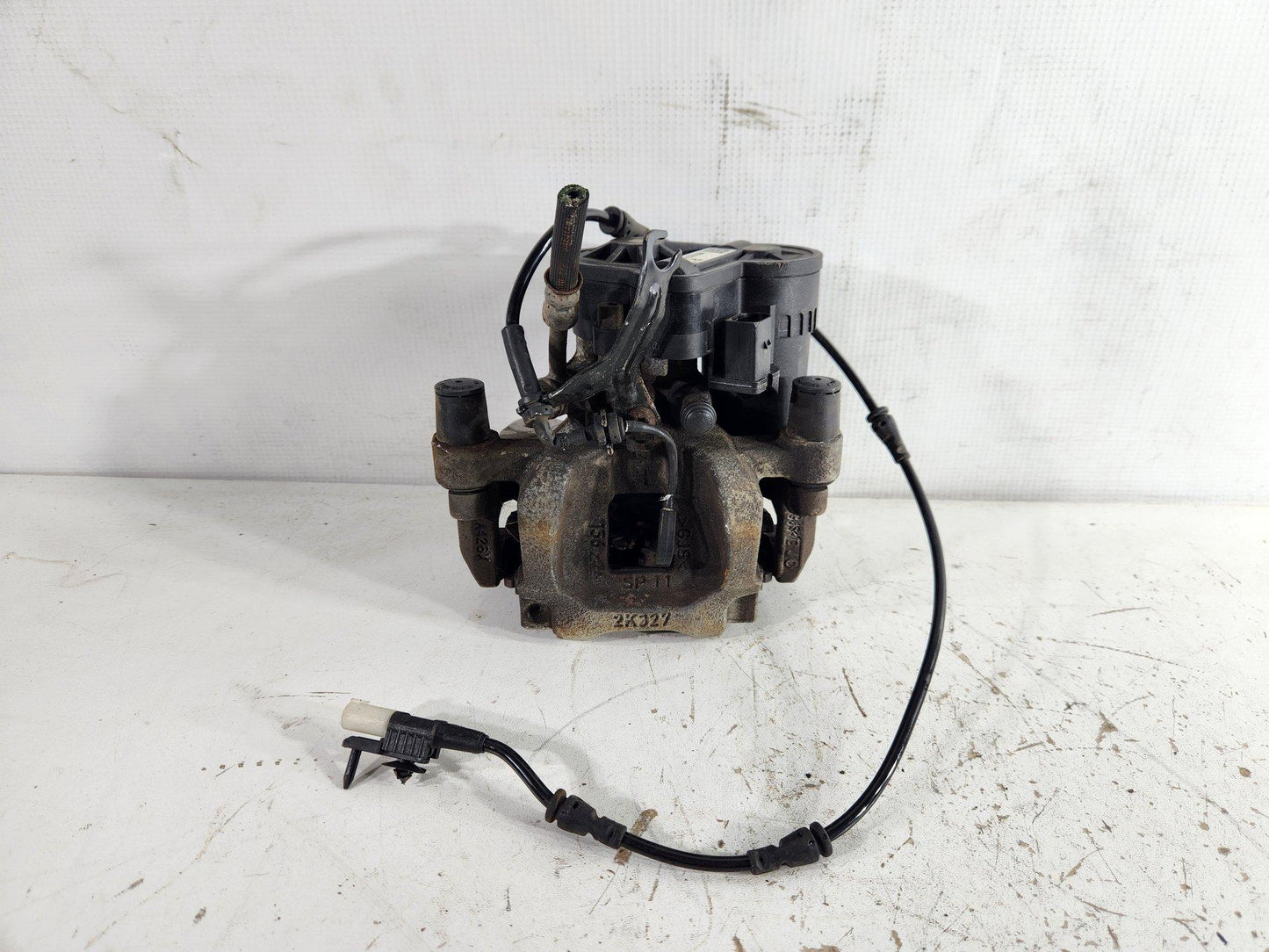 Range Rover Evoque Genuine Rear Right O/S Driver Brake Caliper M8D2-2K327-BB