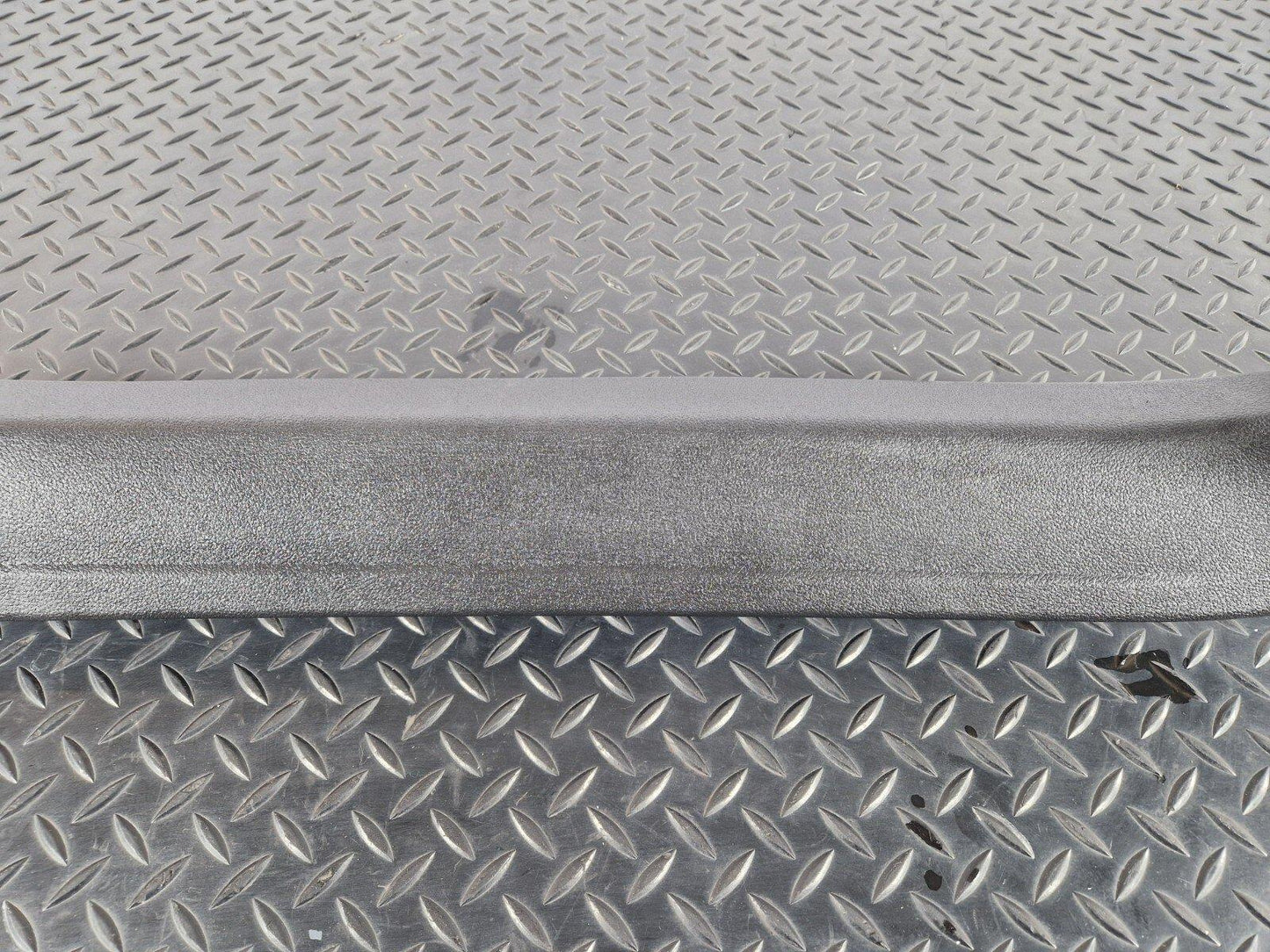10-18 AUDI A7 4G S-LINE GENUINE BOOT LID LEFT SIDE TRIM INNER PANEL 4G8867607