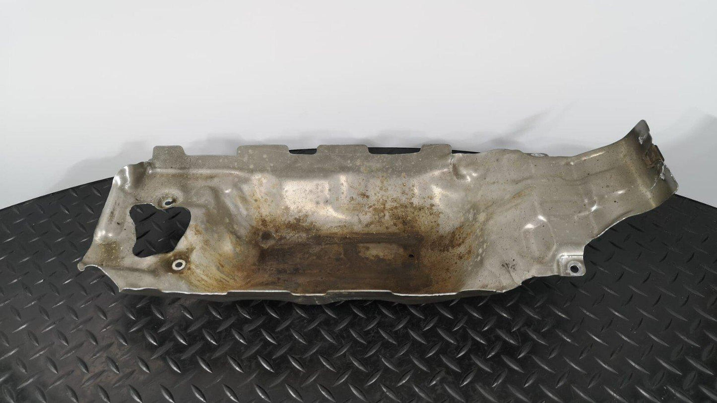 BMW M5 F10 5-SERIES 4.4L V8 GENUINE TURBO CHARGER HEAT SHIELD 7843158 *B110