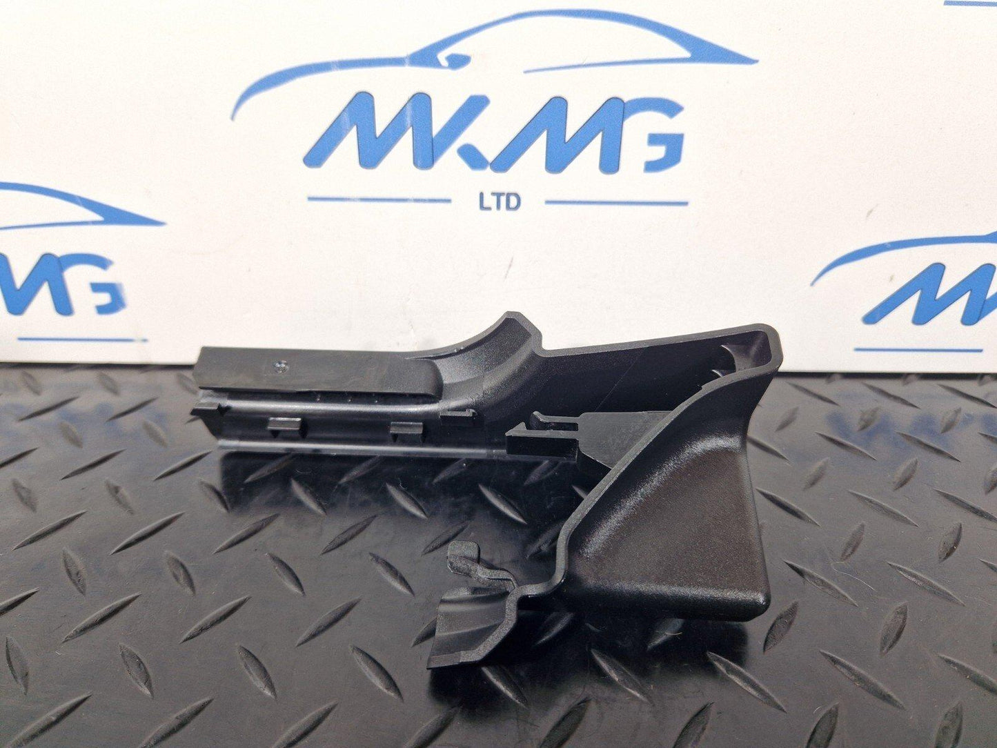 4-21 BMW 2 SERIES GRAN TOURER F45 F46 218D TRIM COVER RIGHT O/S PANEL 7341908