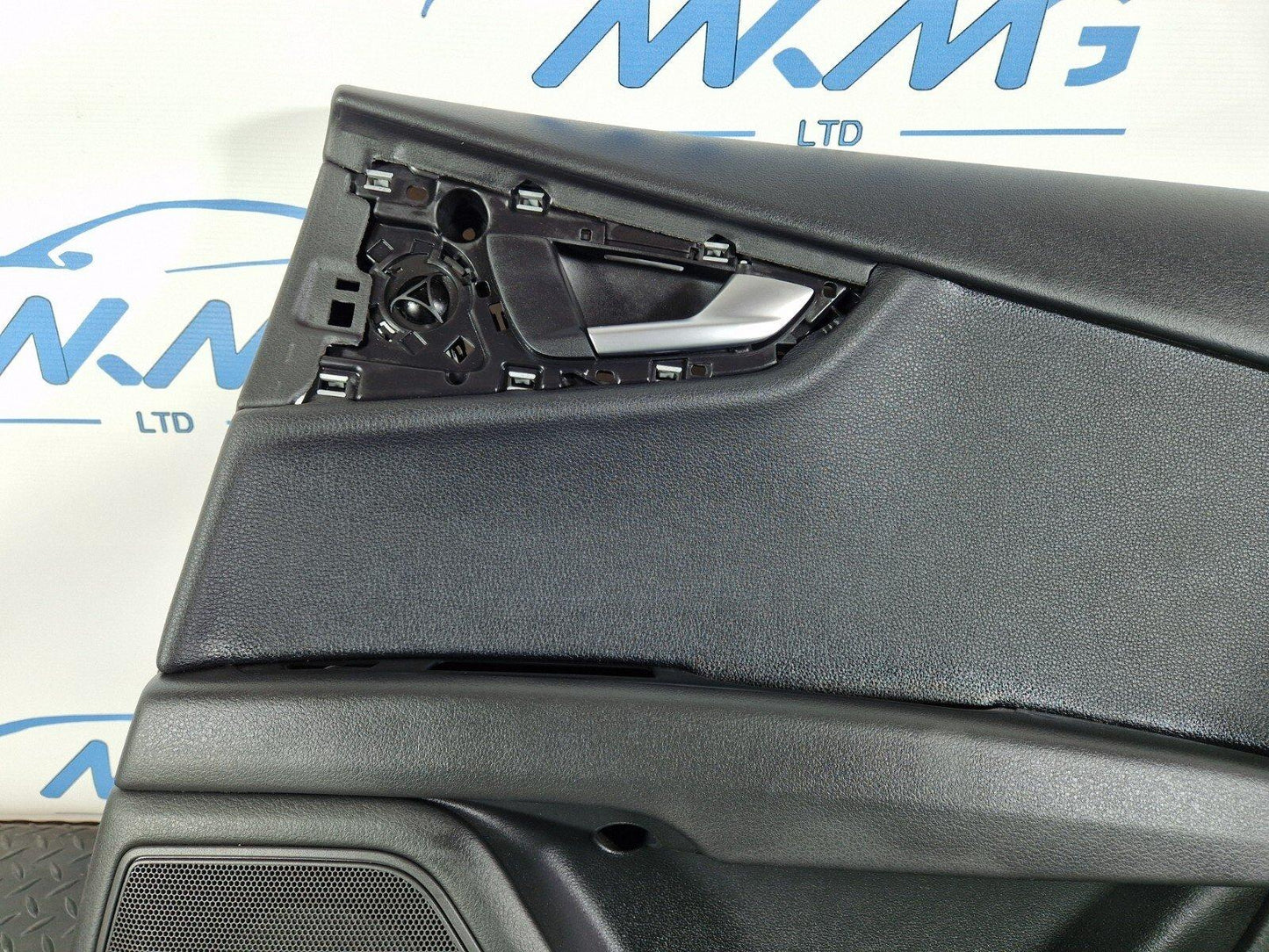 15-18 AUDI A7 4G GENUINE REAR RIGHT DOOR CARD PANEL COVER 4G8867306