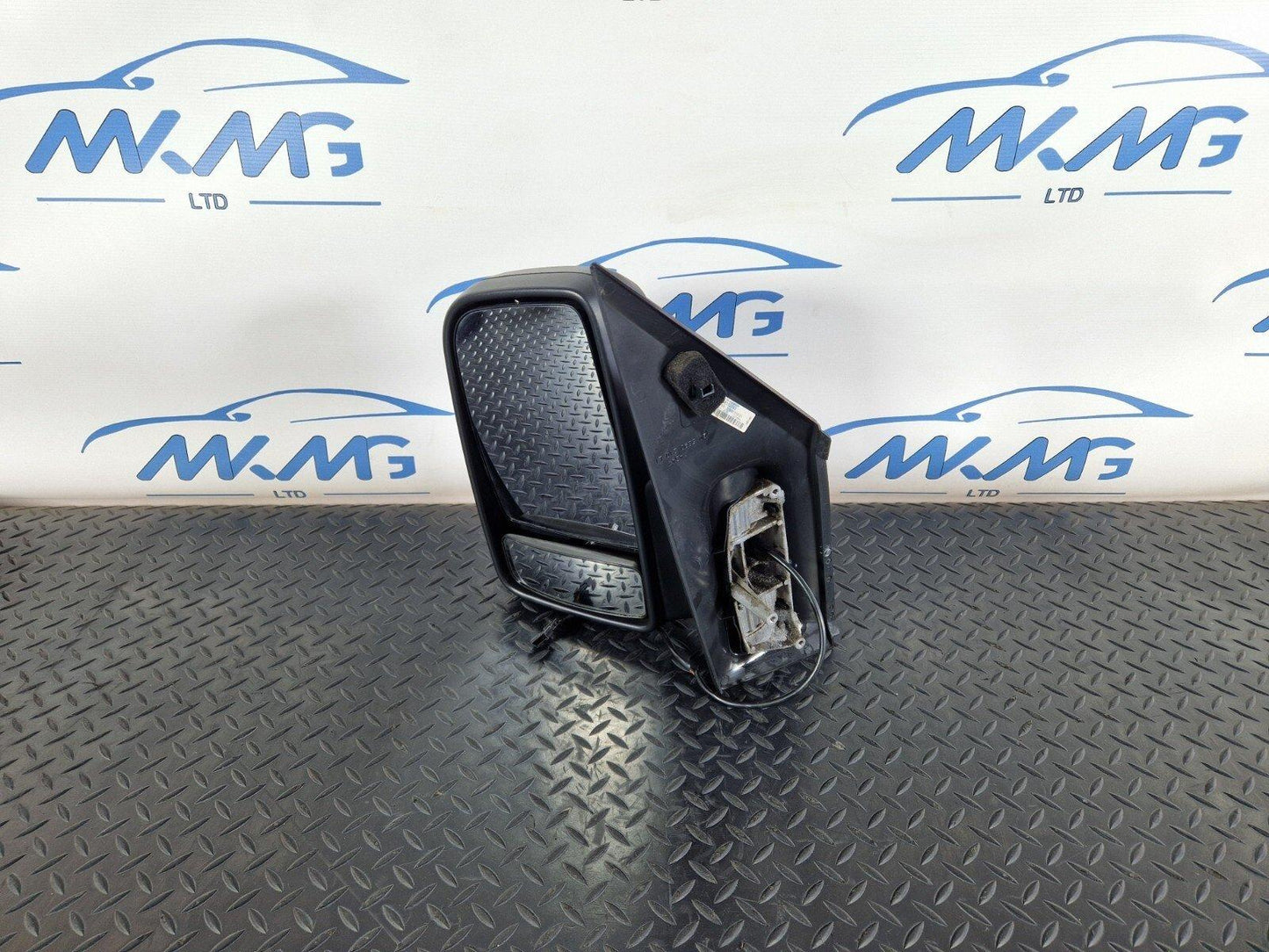 2018-ON MERCEDES BENZ SPRINTER W907 LEFT SIDE DOOR WING MIRROR A9068102193