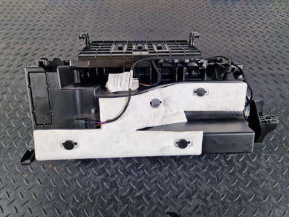 19-ON MERCEDES BENZ CLA C118 STORAGE COMPARTMENT GLOVEBOX A1776803800