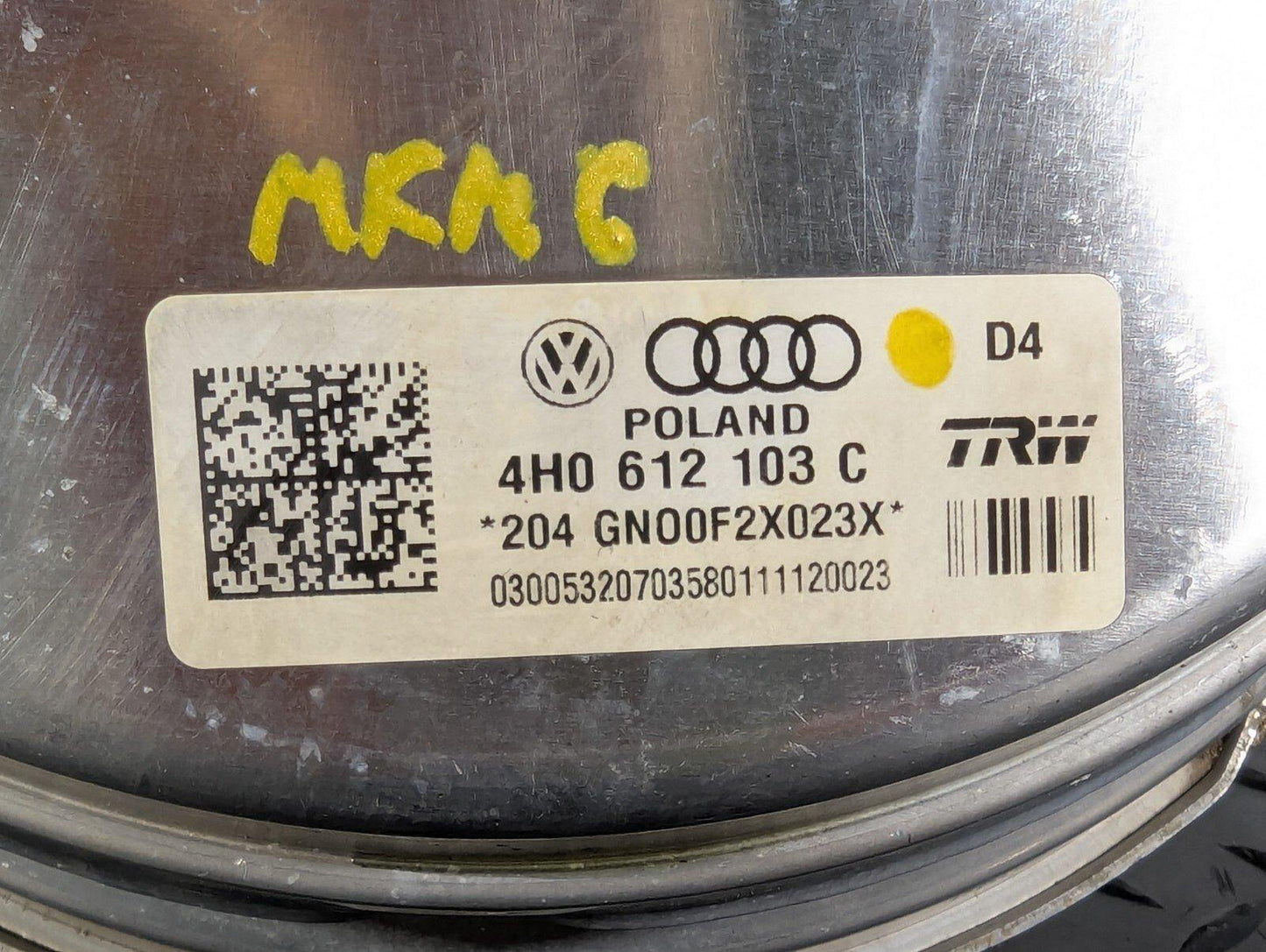 10-17 AUDI A8 4H GENUINE BRAKE SERVO MASTER CYLINDER 4H0612103C