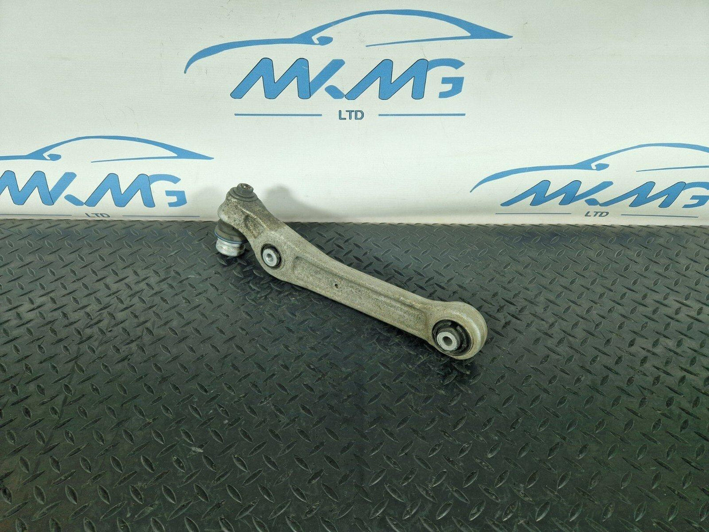 16-19 AUDI A4 B9 GENUINE OEM FRONT LEFT DRIVER O/S CONTROL ARM 8W0407155A
