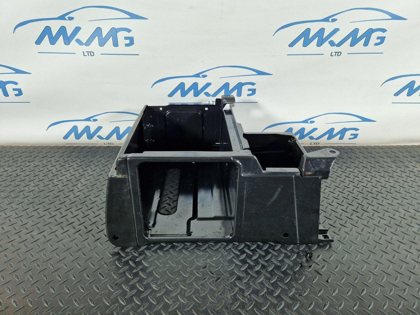 14-23 MERCEDES BENZ VITO W447 OEM RIGHT SEAT BASE CONSOLE A4479104800