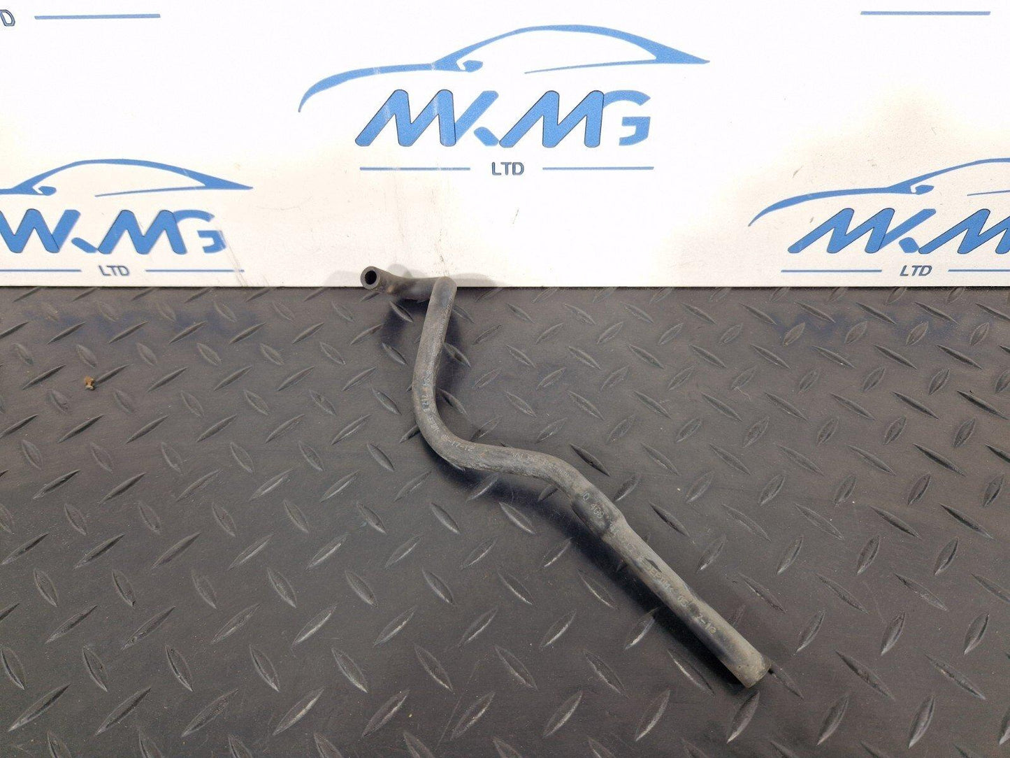 10-18 AUDI A7 4G S-LINE FRONT LEFT HEADLIGHT VENT HOSE 4G8941717B