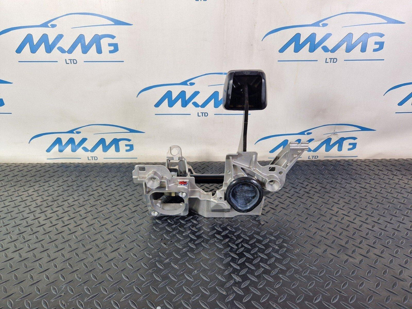 16-19 AUDI A4 B9 BRAKE PEDAL ASSEMBLY BRACKET MOUNT 8W2723117