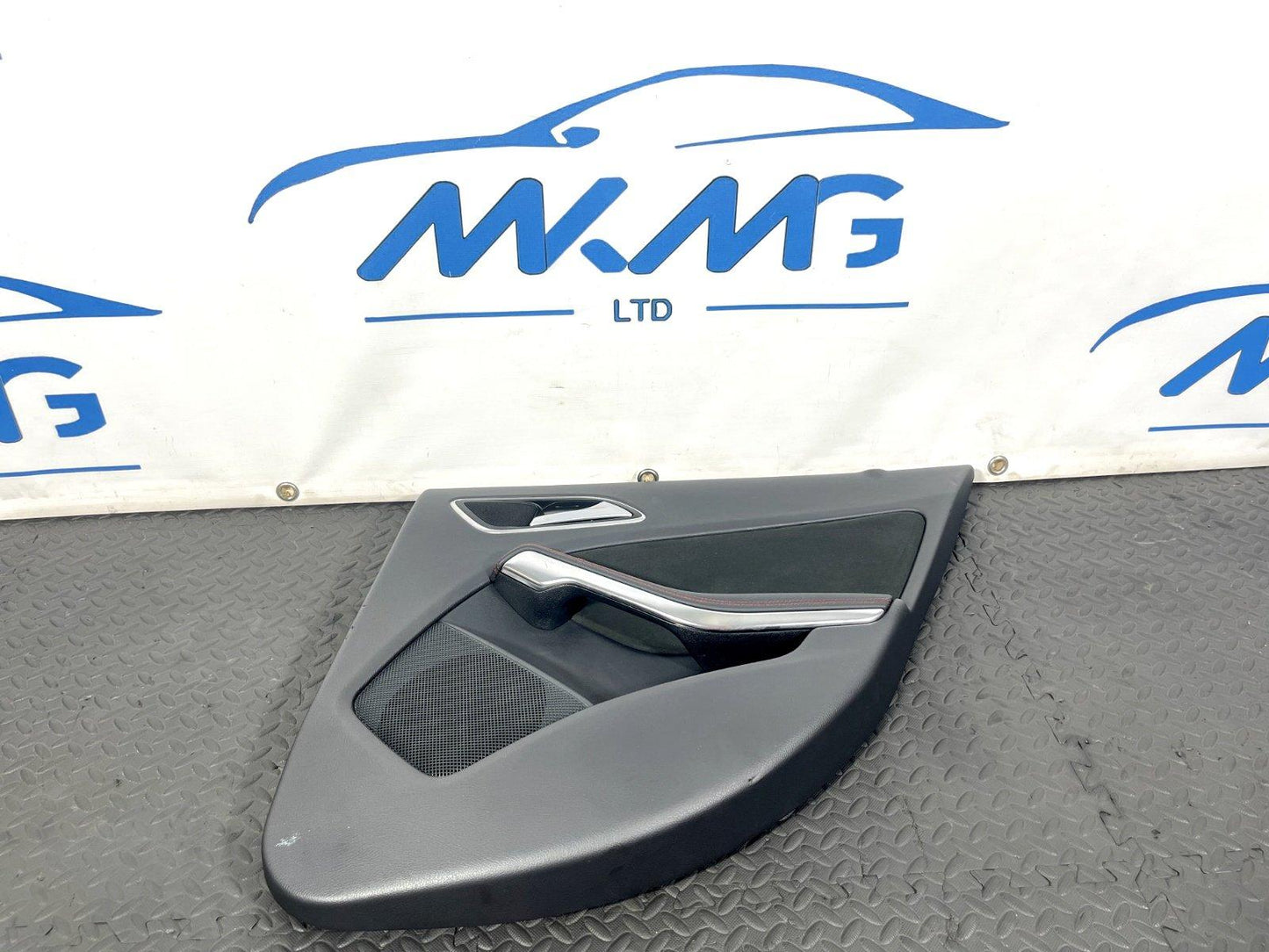 12-18 MERCEDES BENZ A CLASS W176 GENUINE DOOR CARD REAR PASSENGER LEFT SIDE