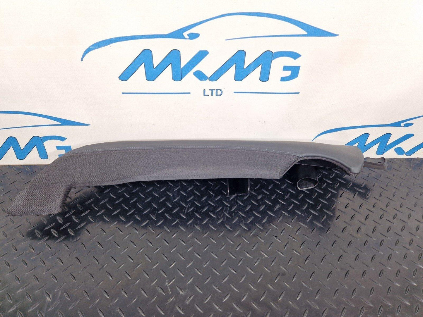 12-18 AUDI A6 C7 GENUINE REAR BOLSTER PASSENGER SIDE LEFT 4G0885703