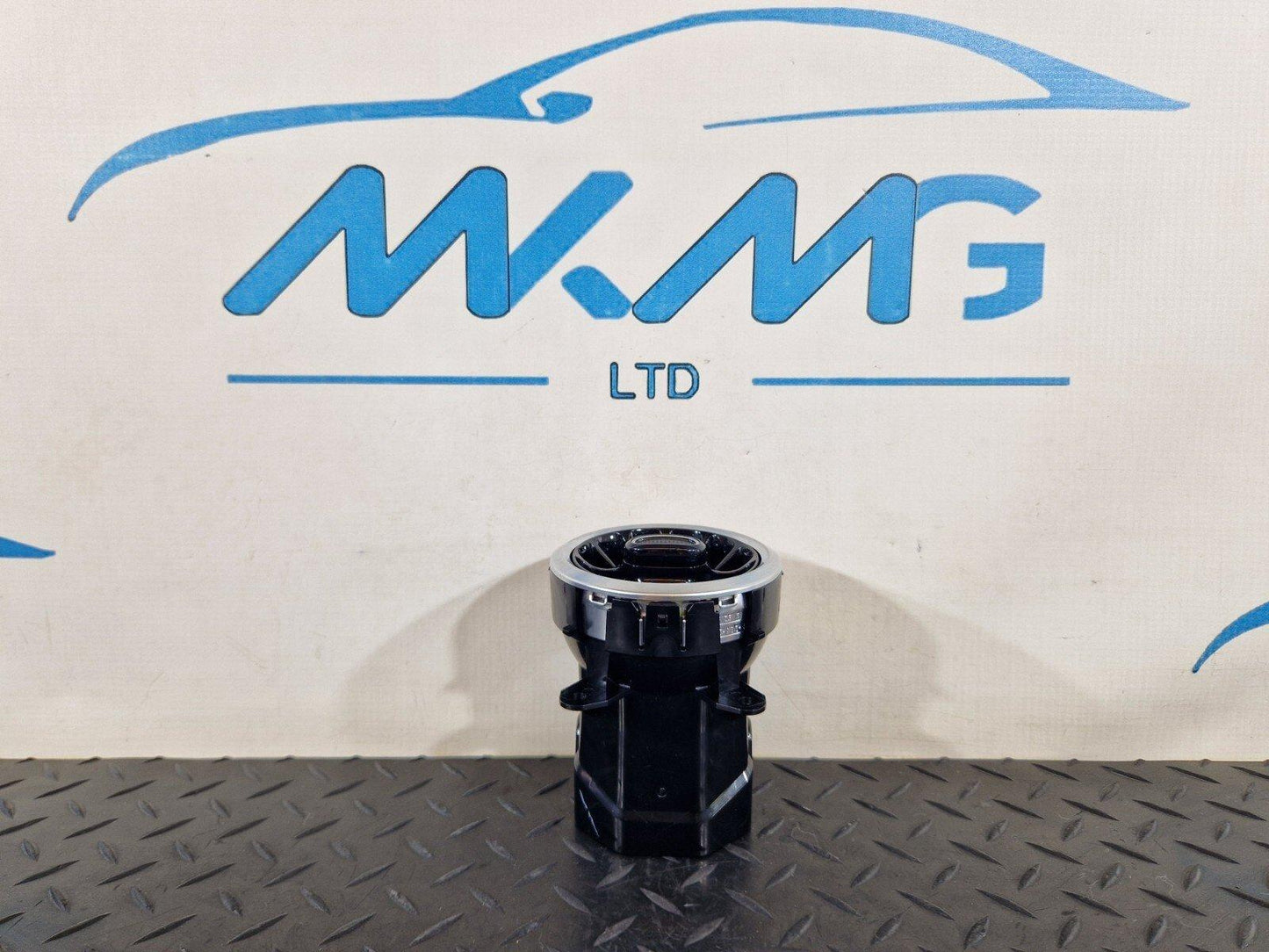 18-ON MERCEDES BENZ A CLASS W177 GENUINE INTERIOR AIR VENT A177830630