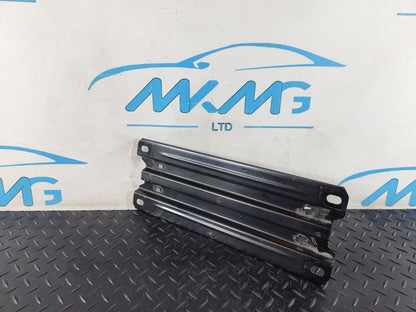 19-ON MERCEDES BENZ B CLASS W247 UNDERBODY PANEL MOUNT BRACKET A1776161900