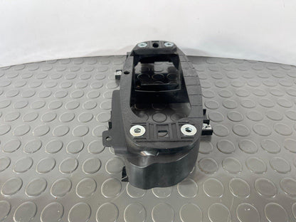 16-19 AUDI A4 B9 ESTATE GENUINE GEAR SHIFTING MECHANISM MOUNTING FRAME 8W2863531