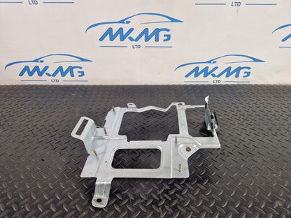 19-ON RANGE ROVER EVOQUE L551 BODY CONTROL MODULE BRACKET MOUNT M8D214D142BB