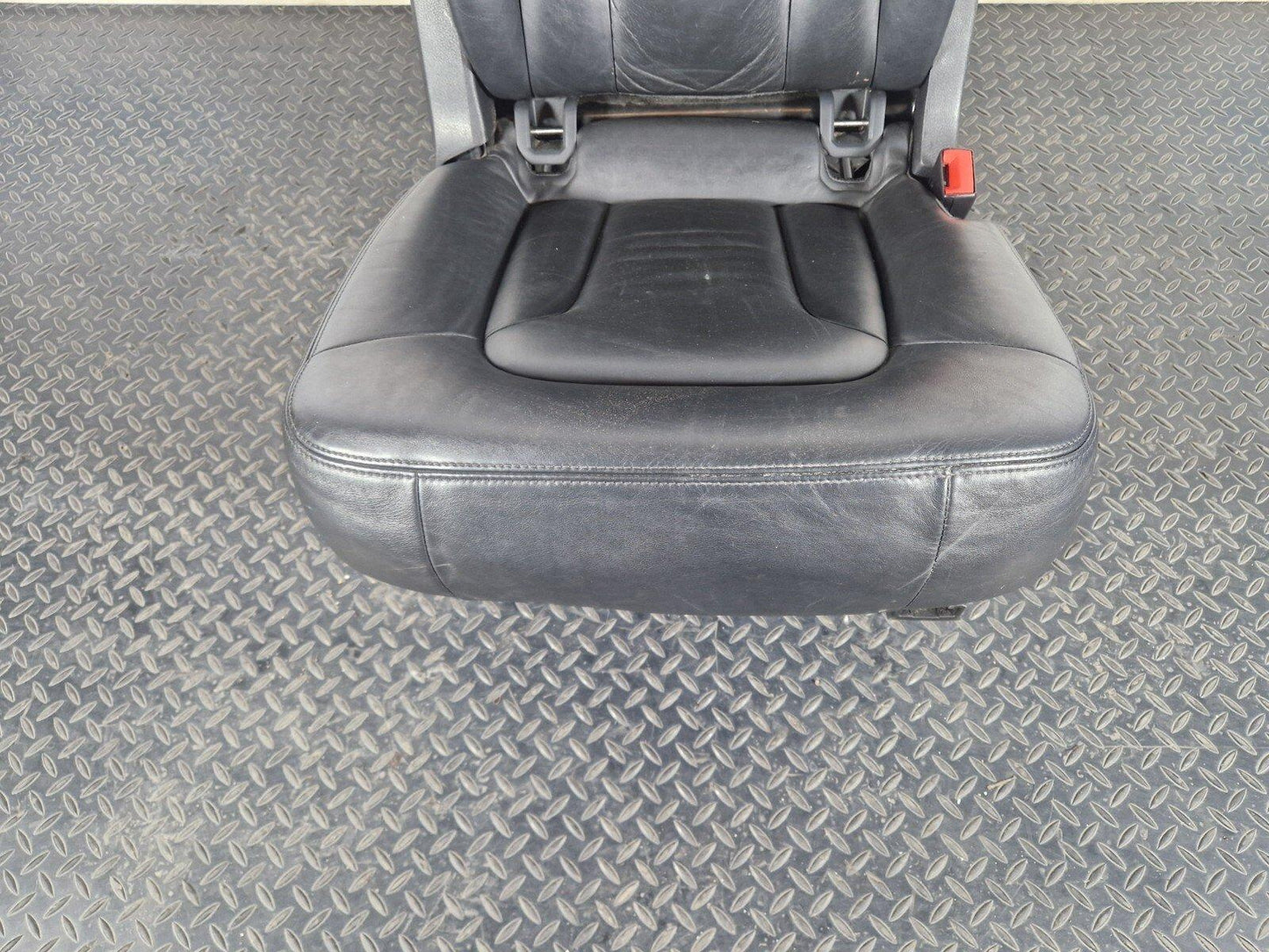 10-15 AUDI Q7 4L GENUINE REAR RIGHT DRIVERS SIDE SEAT