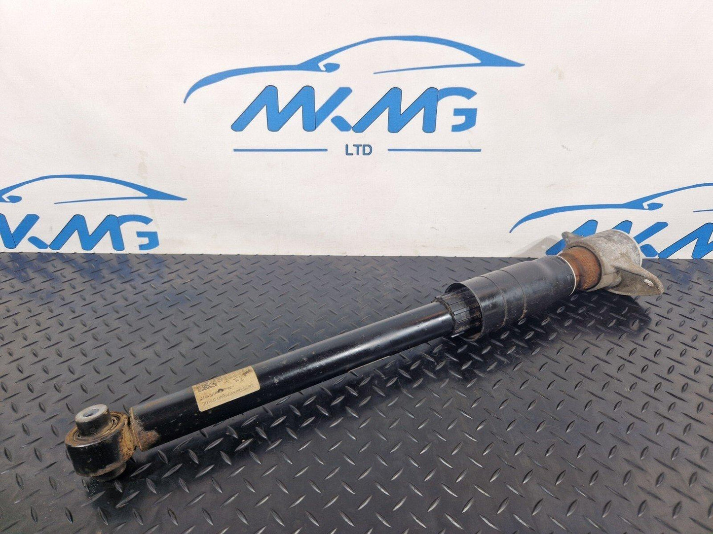 16-19 AUDI A4 B9 AVANT REAR RIGHT OR LEFT SIDE SHOCK ABSORBER 8W0513035R