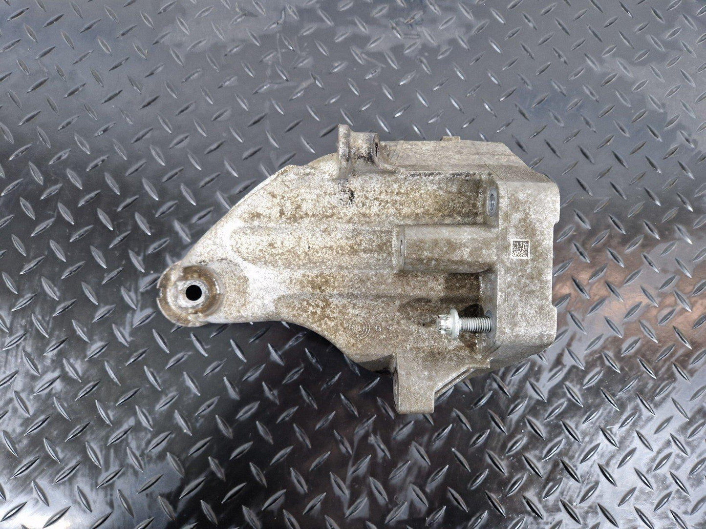 18-ON MERCEDES BENZ SPRINTER W907 2.2 CDI OM651 ENGINE MOUNT A6512261704