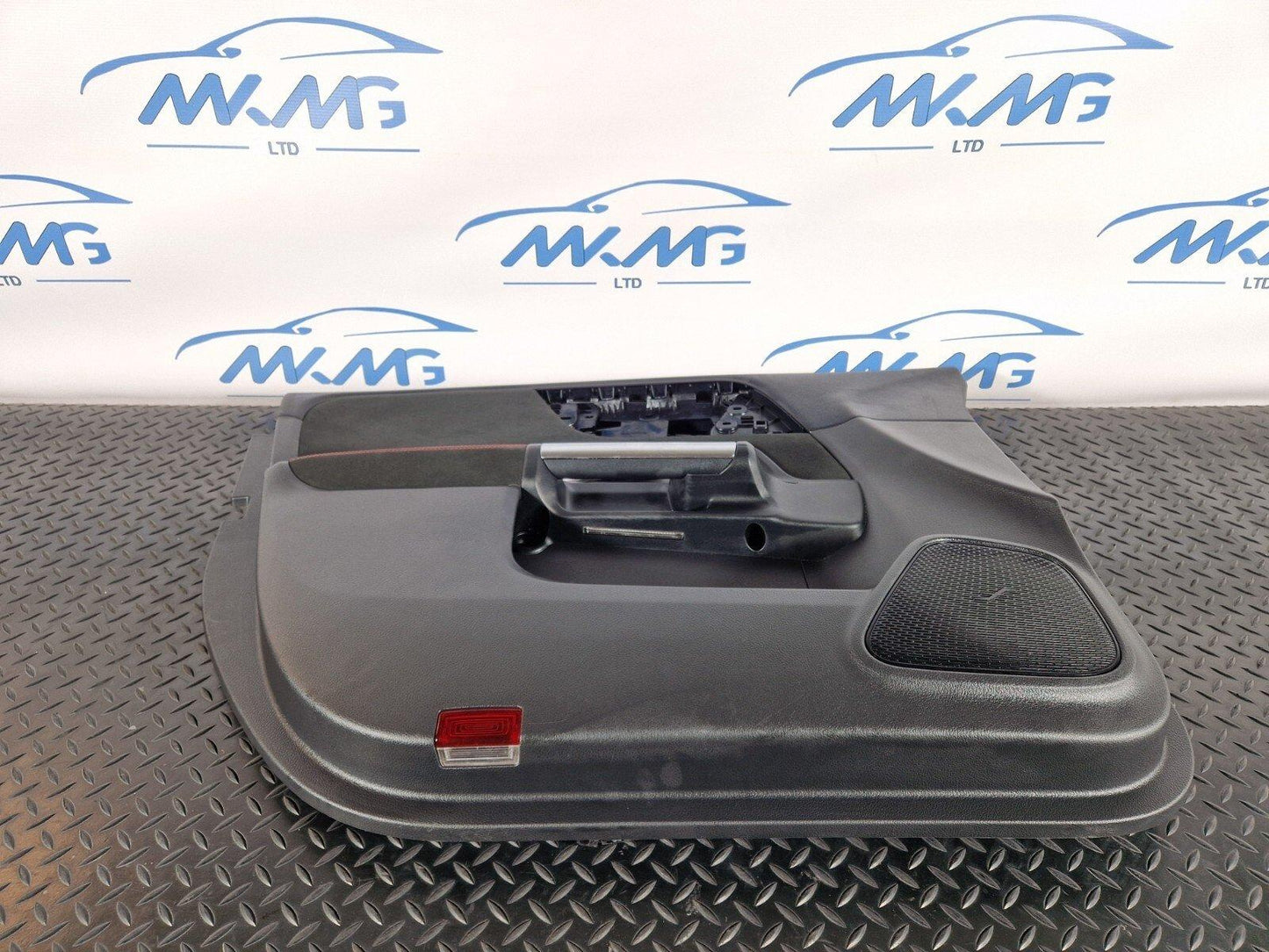 19-ON MERCEDES BENZ B CLASS W247 RONT LEFT N/S DOOR PANEL CARD A2477204702