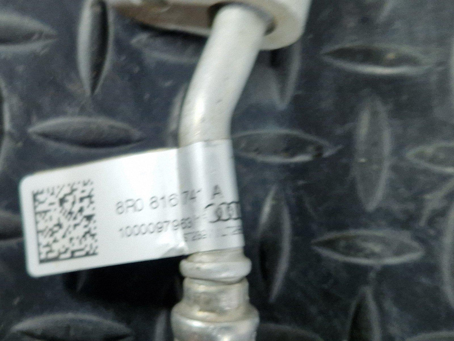 10-17 AUDI A8 4H GENUINE AC PIPE HOSE LINE 8R0816741A
