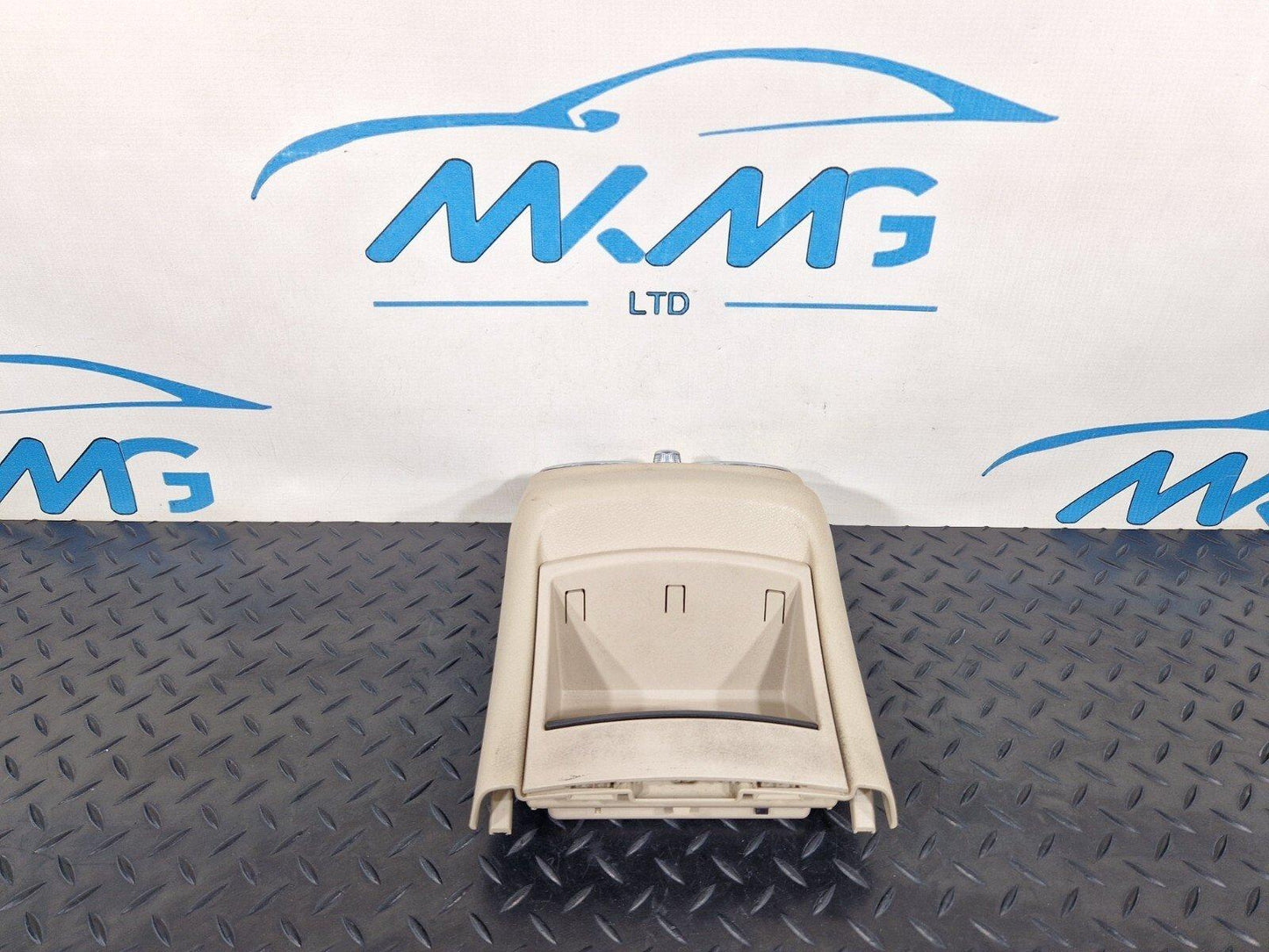 14-21 MERCEDES-BENZ C250D W205 CENTER CONSOLE REAR DUAL AIR VENT A2058300501