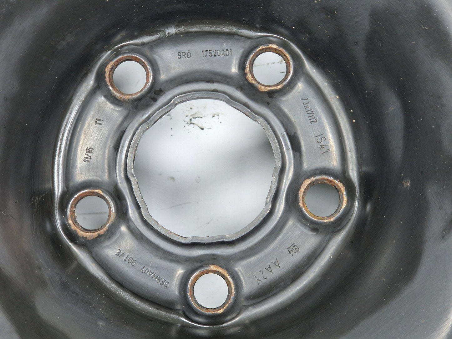 Mercedes-Benz Sprinter 17" Alloy Wheel with Tyre 6mm 225/55/17
