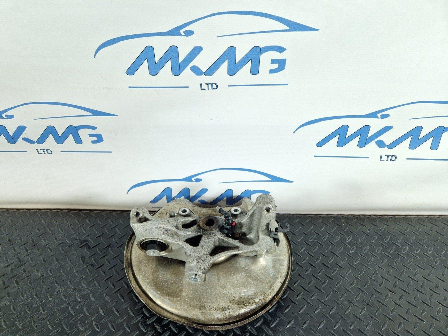 16-24 AUDI A5 F5 COUPE REAR RIGHT O/S WHEEL HUB & BEARING 8W0615612 8W0505460F
