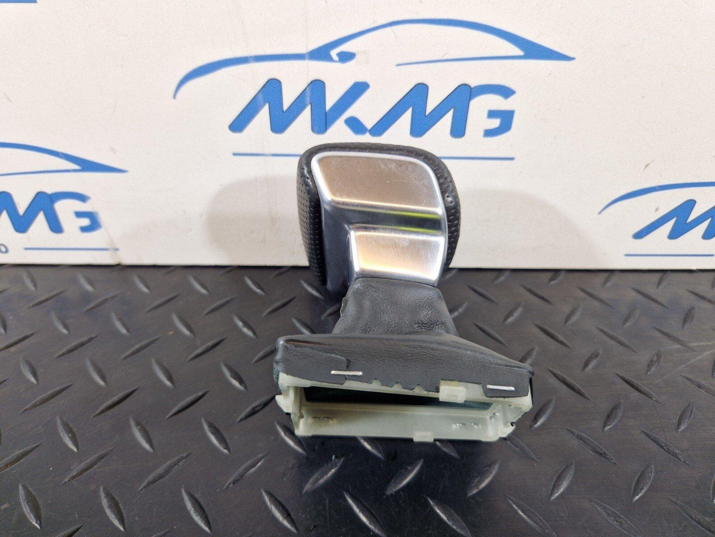 16-19 AUDI A4 B9 GENUINE OEM GEAR LEVER SELECTOR KNOB LEATHER 8W2713140D