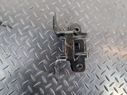 16-24 AUDI A5 F5 CONVERTIBLE GENUINE REAR RIGHT SOFT TOP BOX HINGE 8W7825307