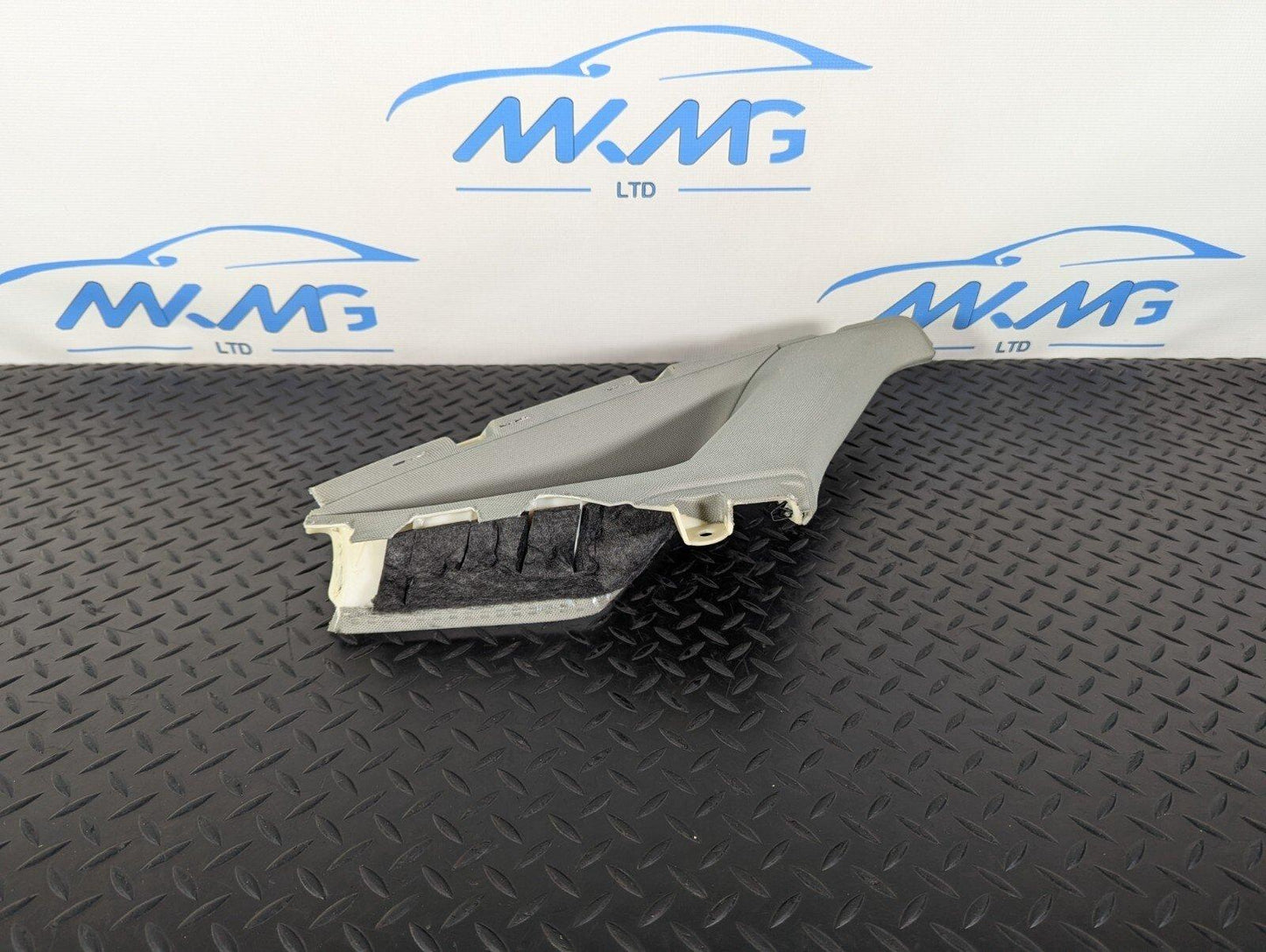 10-17 AUDI A8 4H LEFT PASSENGER SIDE D PILLAR TRIM 4H0867241B