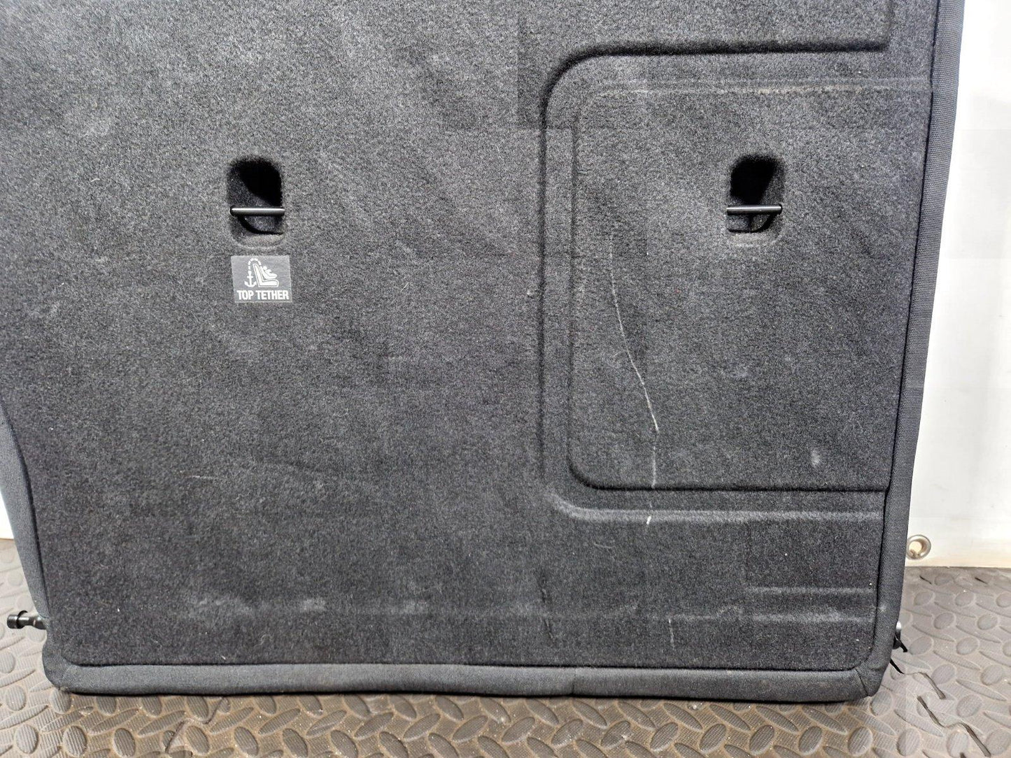 12-18 MERCEDES A CLA C117 W176 AMG REAR LEFT SIDE HALF LEATHER BACKREST SEAT