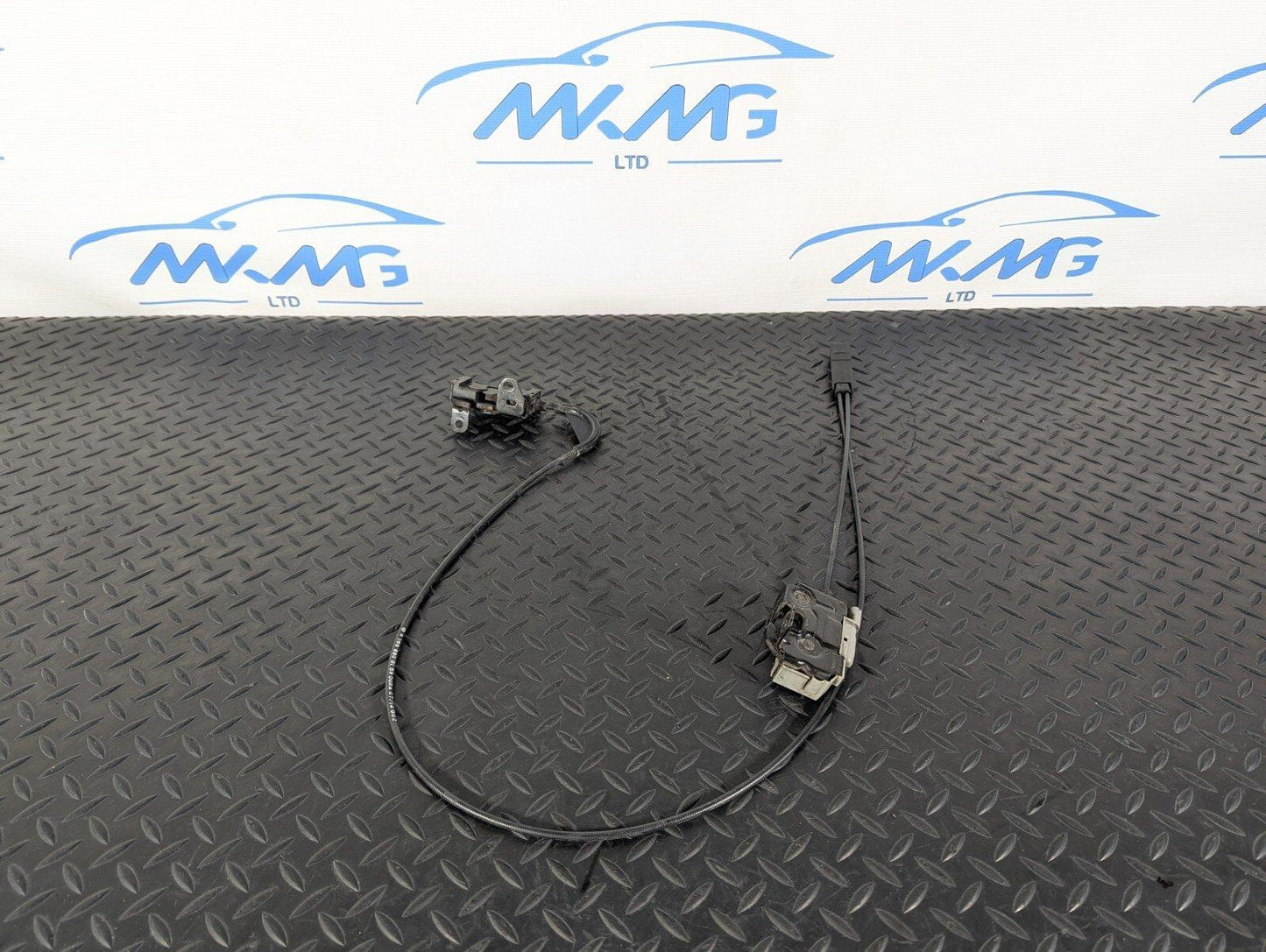 11-19 MERCEDES BENZ ML W166 GENUINE OEM BONNET LATCH & RELEASE CABLE A2048703158