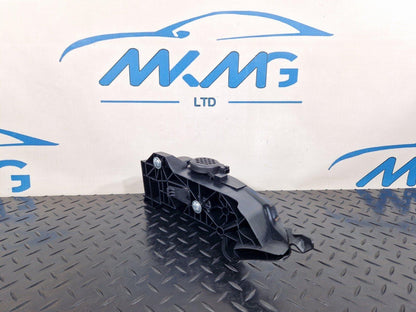 16-23 AUDI S5 COUPE GENUINE REAR RIGHT SIDE SEAT BELT GUIDE 8W6857792