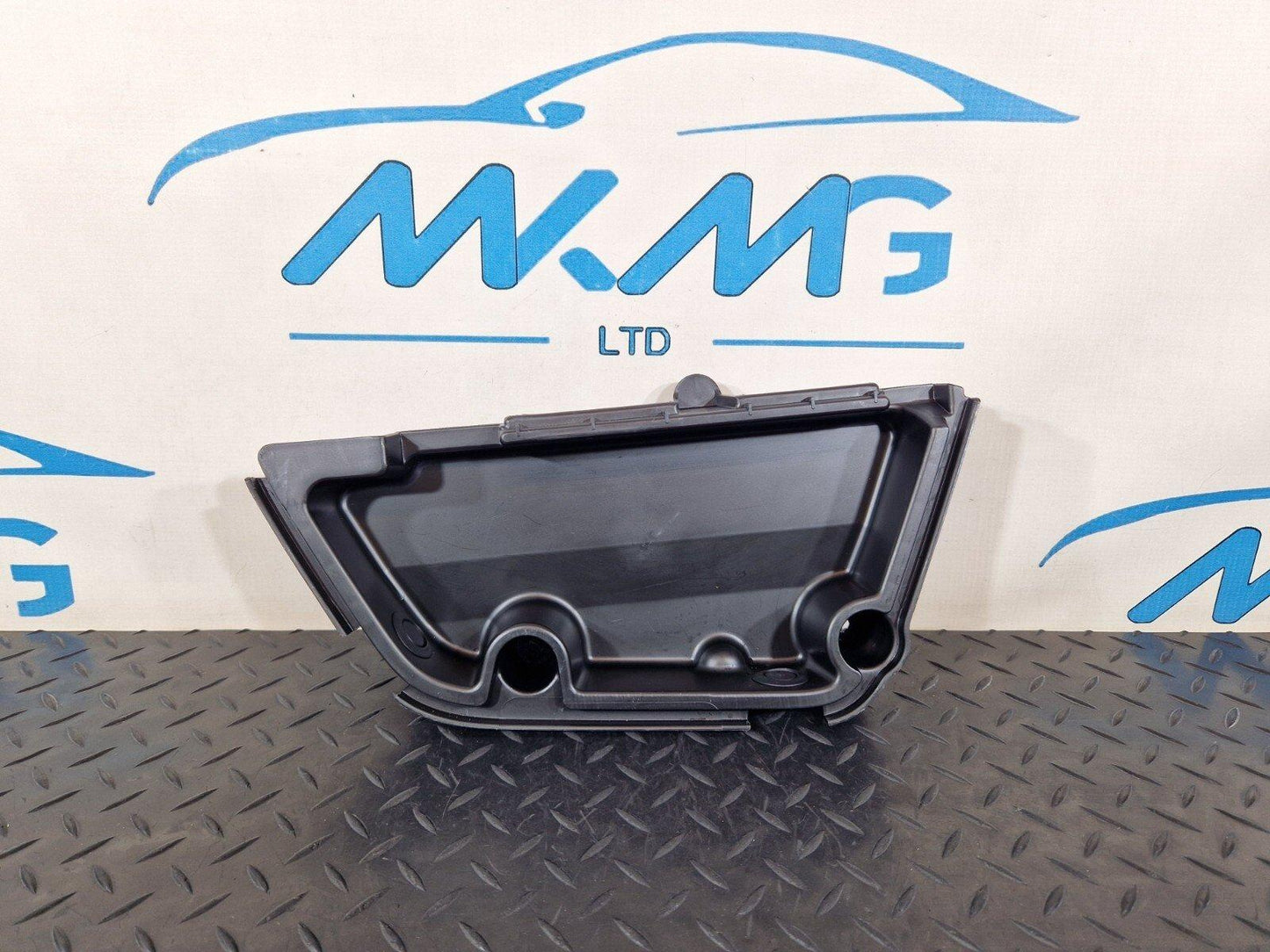 14-21 MERCEDES BENZ W205 BOOT RIGHT LOAD COMPARTMENT FLOOR TRAY A2056804203