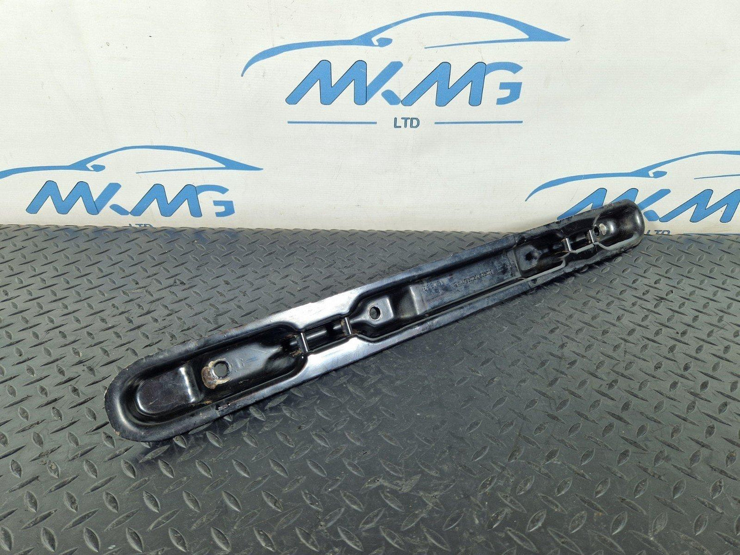 14-23 MERCEDES VITO W447 GENUINE SEAT SUPPORT PAD A4479500574