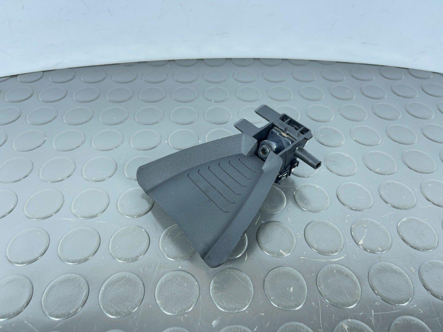 14-21 BMW 2 SERIES GRAN TOURER F45 F46 FRONT PARKING CAMERA 9384687