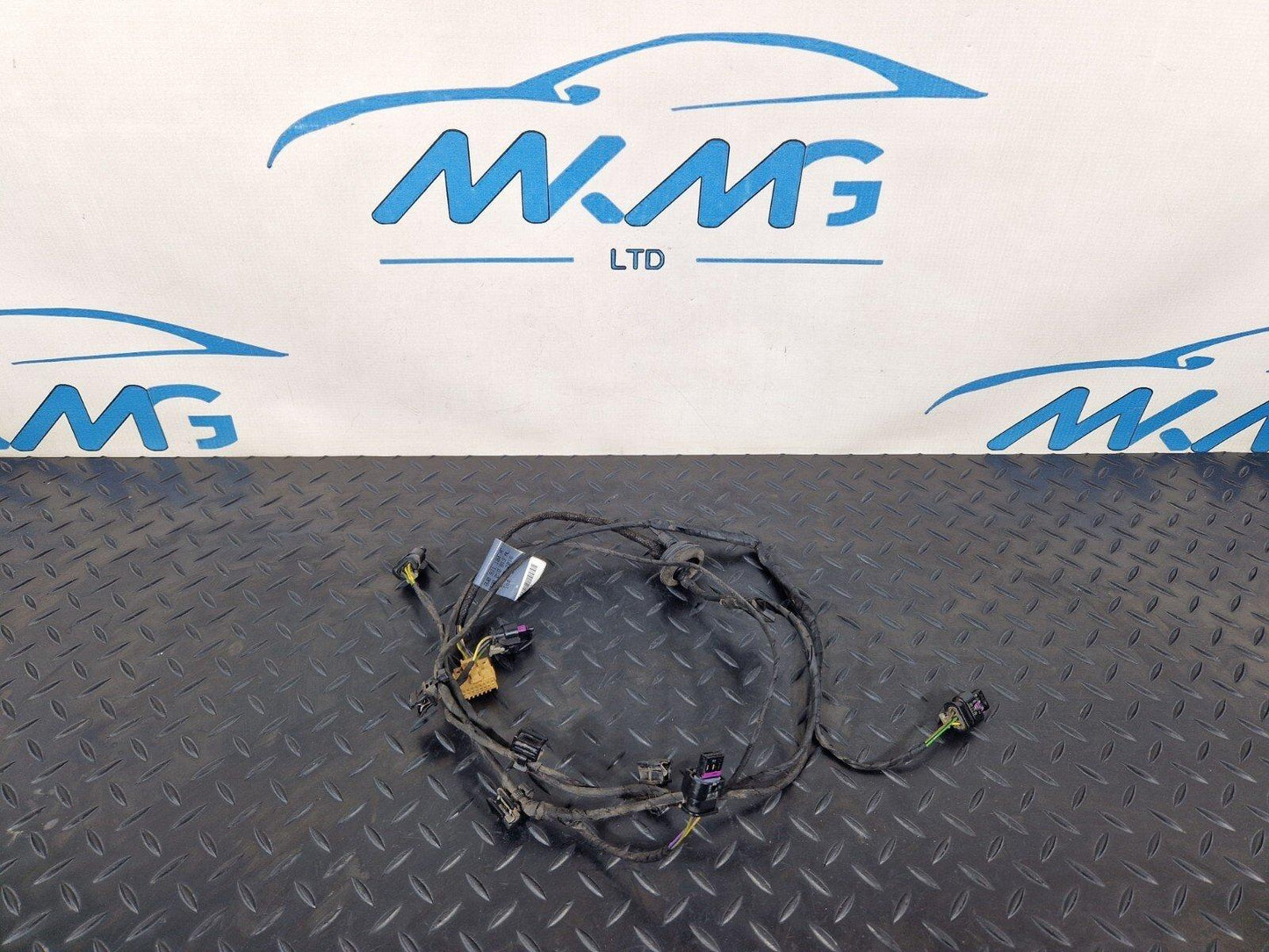 16-19 AUDI A4 B9 GENUINE REAR BUMPER PARKING SENSOR PDC WIRING LOOM 8W0971104A