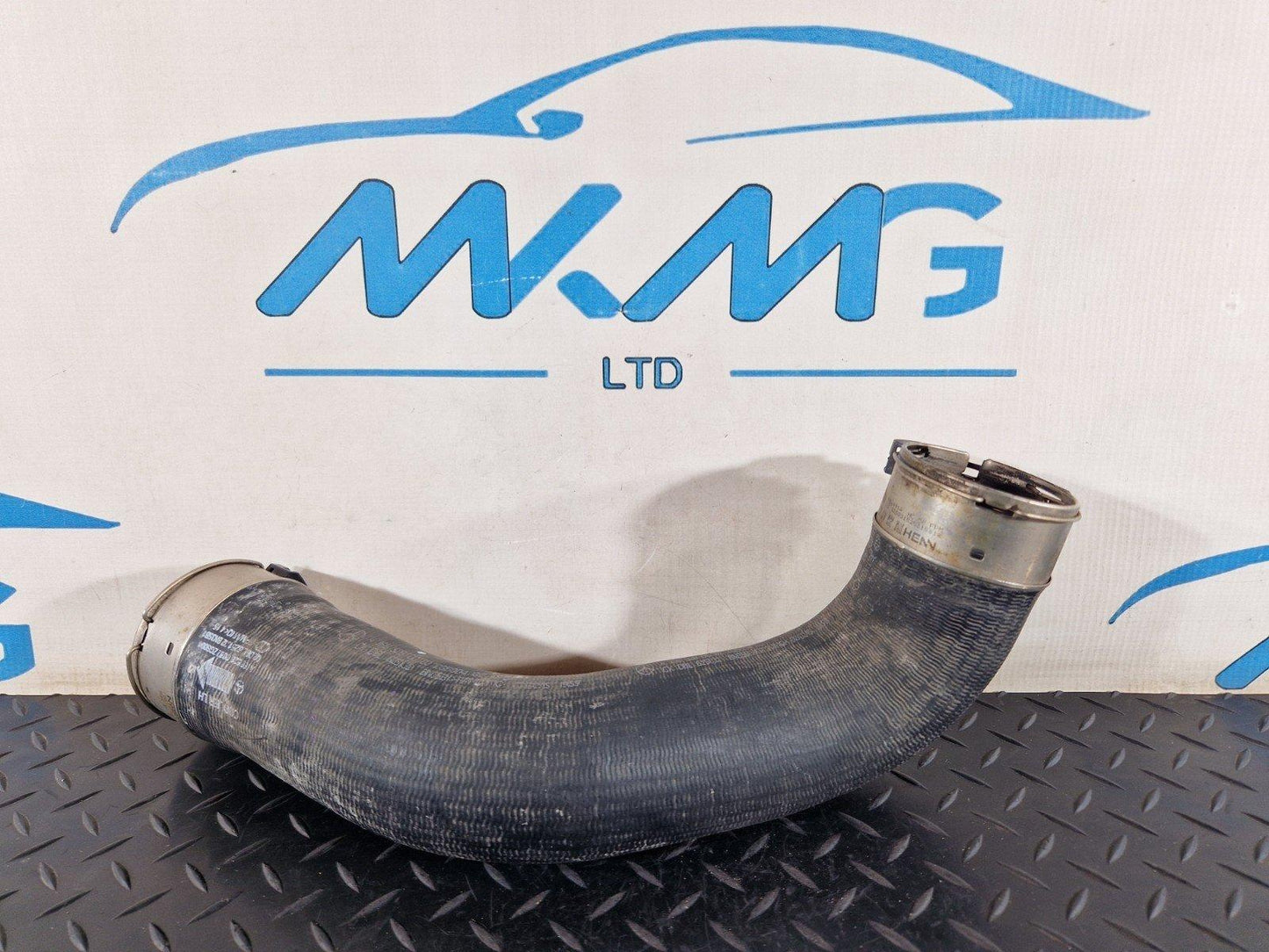 11-19 MERCEDES ML W166 350CDI OM642 DIESEL ENGINE INTERCOOLER PIPE A1665280082