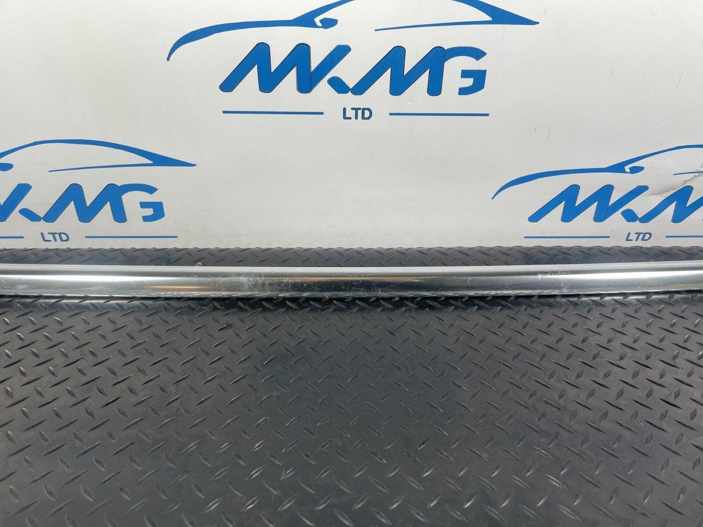 16-19 AUDI A4 B9 AVANT GENUINE ROOF RAIL ESTATE PASSENGER SIDE 8W8860021