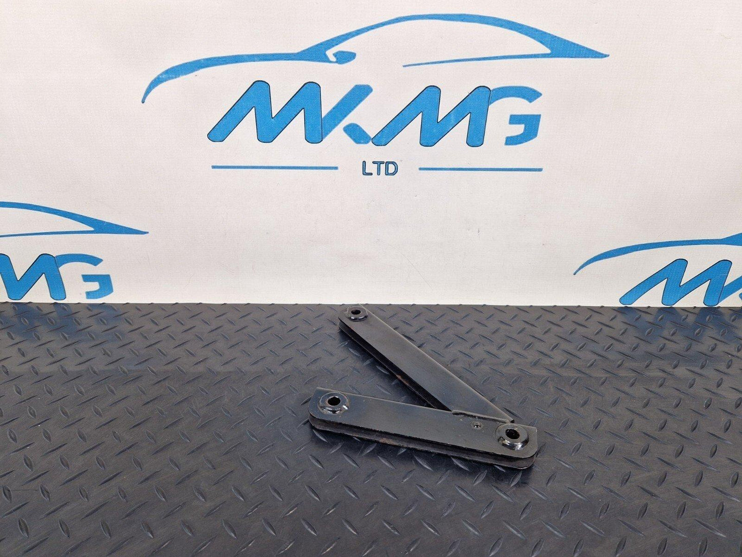 14-23 MERCEDES BENZ VITO W447 GENUINE FRONT AXLE CARRIER STRUT A4476200085