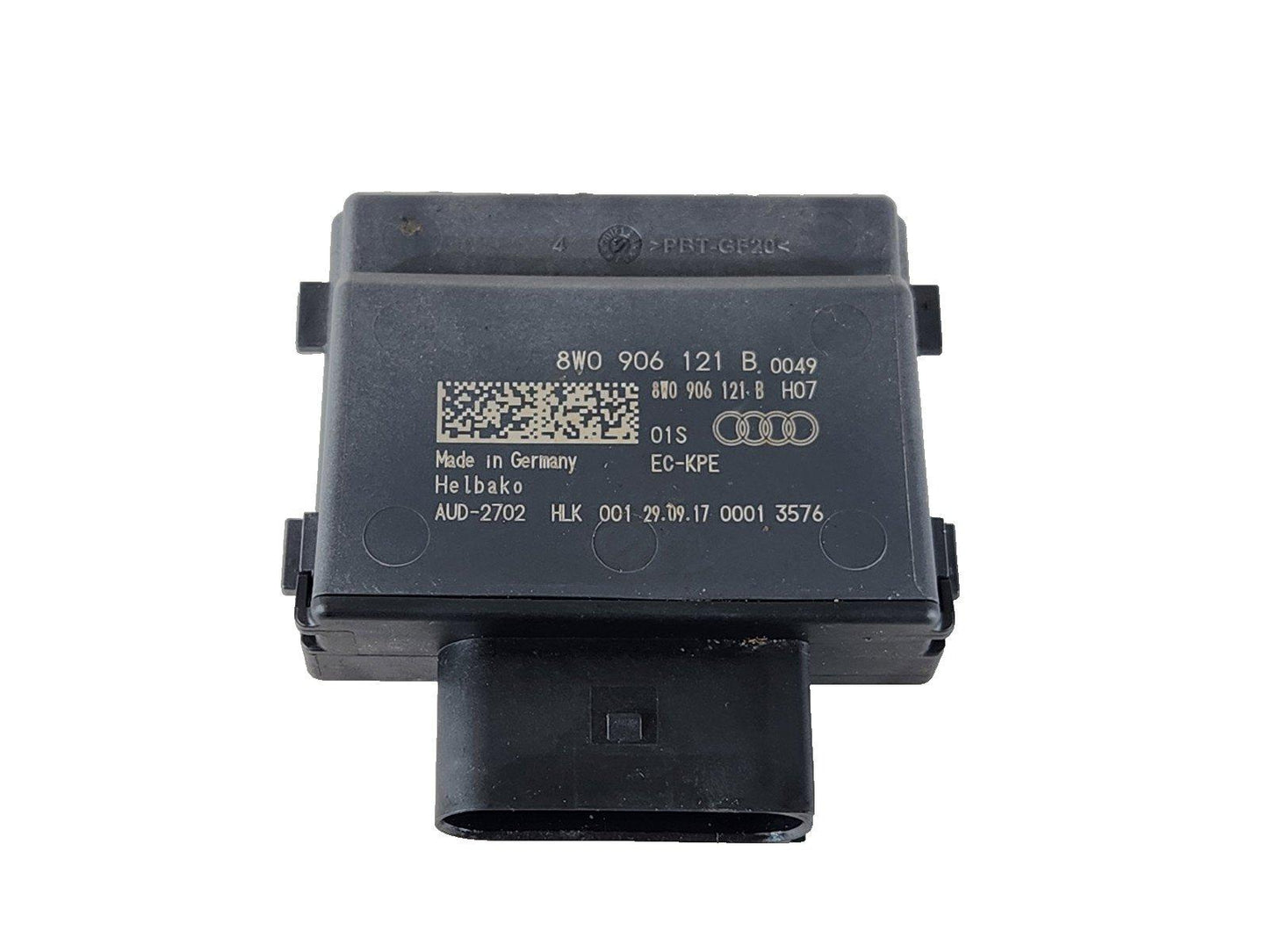 16-19 AUDI A4 B9 2.0TDI DET DIESEL ENGINE FUEL PUMP CONTROL MODULE 8W0906121B