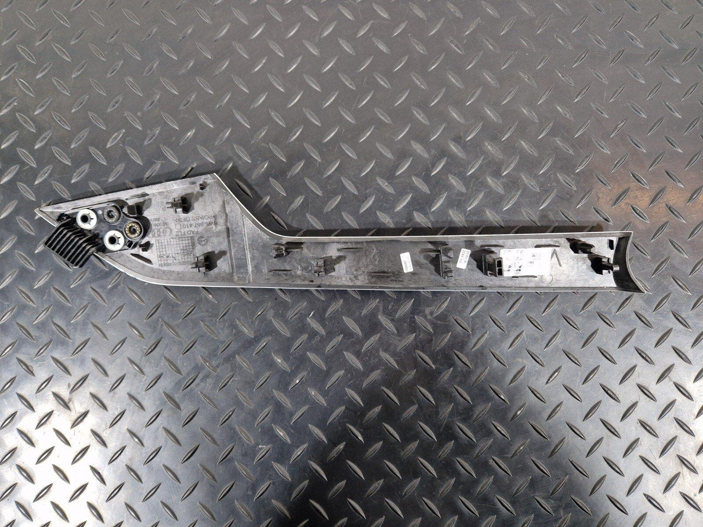 16-24 AUDI A5 F5 GENUINE FRONT RIGHT O/S DOOR PANEL TRIM 8W6867410